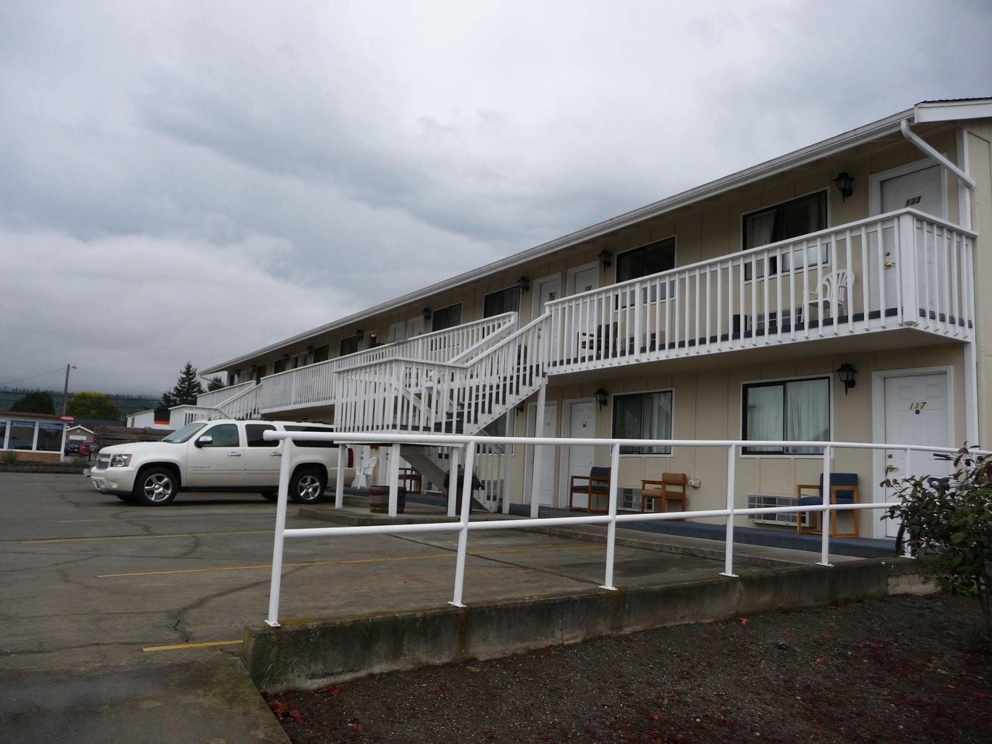 Sundowner Motel スクイム エクステリア 写真